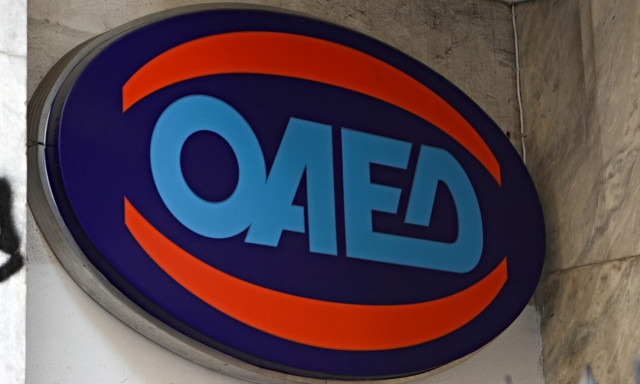 ΔΥΠΑ: Περισσότεροι από 900.000 εγγεγραμμένοι άνεργοι (γραφήματα)