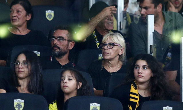 Στη Νέα Φιλαδέλφεια η οικογένεια του Μιχάλη Κατσούρη