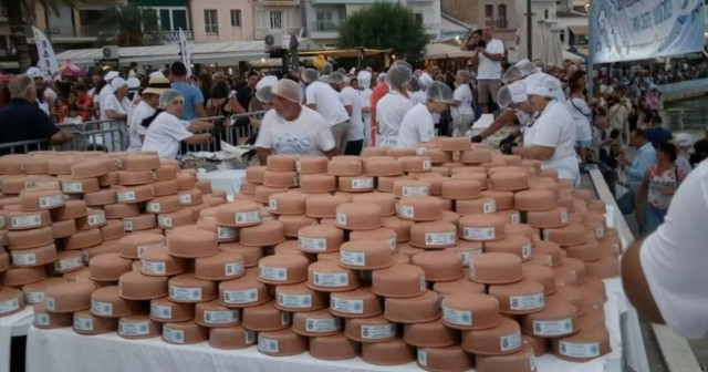 Στα Ρεκόρ Γκίνες η κακαβιά της Σητείας: Θα σερβιριστούν πάνω από 1.500 μερίδες