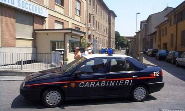 Θρίλερ στην Ιταλία: Άνδρας προσπάθησε να εισβάλει στο Sky Italia - Συνελήφθη και... πέθανε