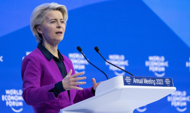 Στην Αθήνα η Ούρσουλα φον ντερ Λάιεν: Να φέρουμε τους φίλους μας πιο κοντά