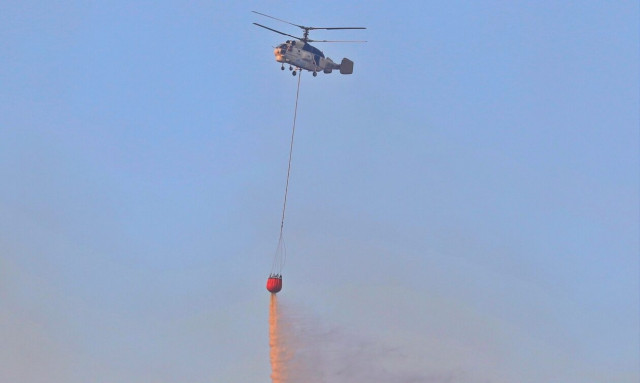 Φωτιά στην Καβάλα: Παραμένει ανεξέλεγκτο το μέτωπο - Πνέουν δυνατοί άνεμοι στην περιοχή