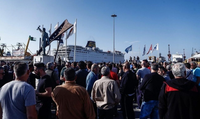 Έρχονται πρόστιμα για απεργούς που εμποδίζουν εργασία