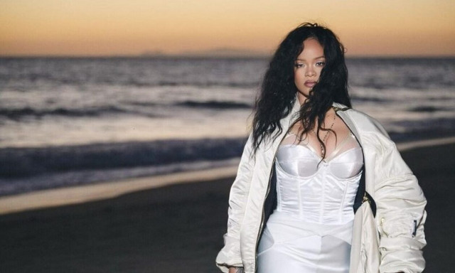 Μητέρα η Ριάνα για δεύτερη φορά