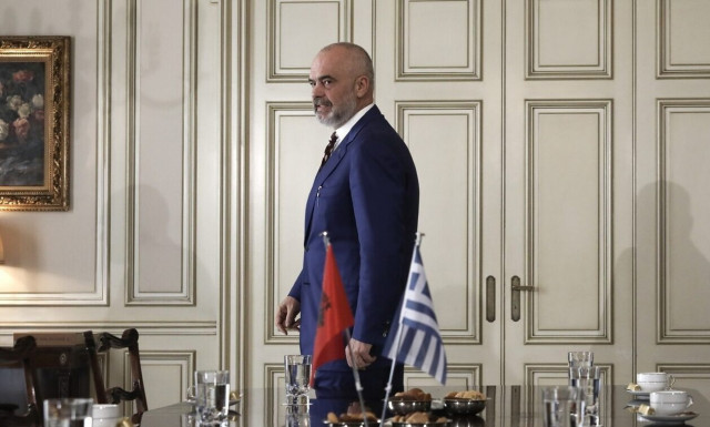 Το ειρωνικό μήνυμα Ράμα για Μητσοτάκη - Πώς σχολίασε την μη πρόσκλησή του στην Αθήνα