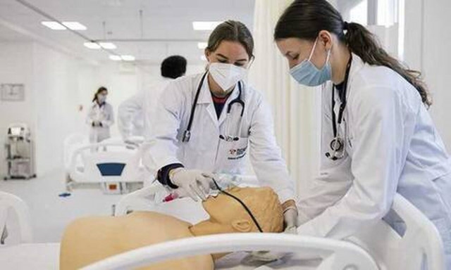 Η Ιατρική Σχολή του Ευρωπαϊκού Πανεπιστήμιου Κύπρου στην Φρανκφούρτη