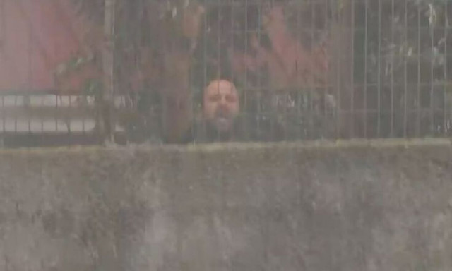 Κάτοικος, φωτιά, Πάρνηθα 