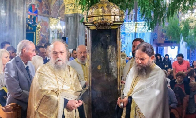 Eορτασμοί στη Ζάκυνθο για τον Πολιούχο Άγιο Διονύσιο (vid)