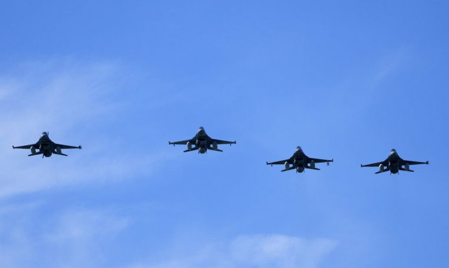 ΗΠΑ: Ξεκινά τον Οκτώβριο στην Αριζόνα η εκπαίδευση Ουκρανών πιλότων στα F-16