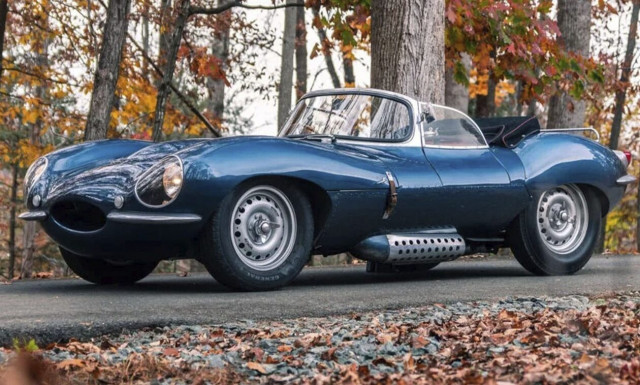 Μία Jaguar XKSS πωλήθηκε για 13,2 εκατομμύρια δολάρια