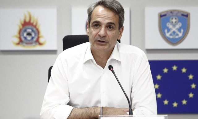 Στην Πάρνηθα ο Κυριάκος Μητσοτάκης - Αυτοψία στις πληγείσες από τη φωτιά περιοχές