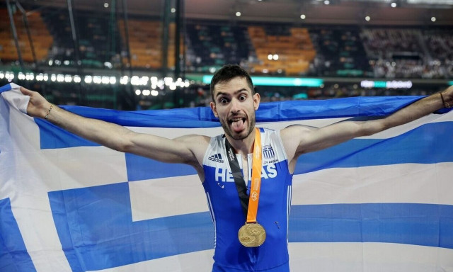 Μίλτος Τεντόγλου: «Όταν σκύβει το κεφάλι, κάνει το θαύμα του»