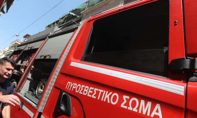 Φωτιά τώρα στη Βάρη