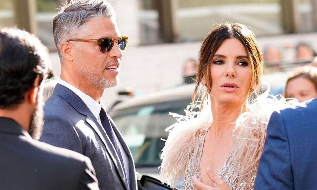 Σάντρα Μπούλοκ: Το «ευχαριστώ» για την στήριξη μετά τον θάνατο του Μπράιαν Ράνταλ