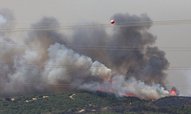 Firefighters continue to battle flare-ups in Evros and Rhodope; forces strengthened