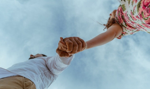 Μυτιλήνη: Πρόταση γάμου... με εξώδικο!