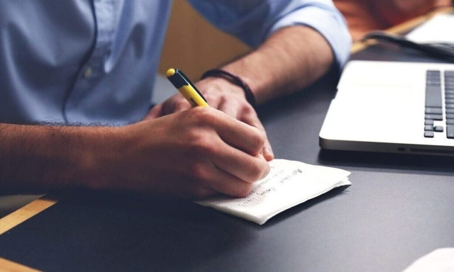 Τσουκαλάς για εργασιακό νομοσχέδιο: Τι προβλέπει για παράλληλη απασχόληση και σύμβαση μηδενικών ωρών