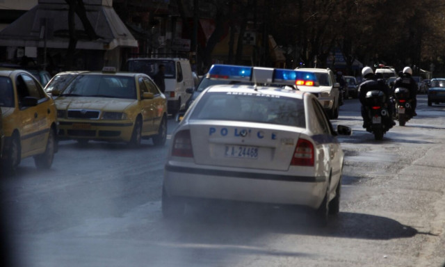 Άγιος Παντελεήμονας: «Είδα να βγαίνουν από αυτοκίνητο και να με πυροβολούν» - Τι εξετάζει η ΕΛΑΣ