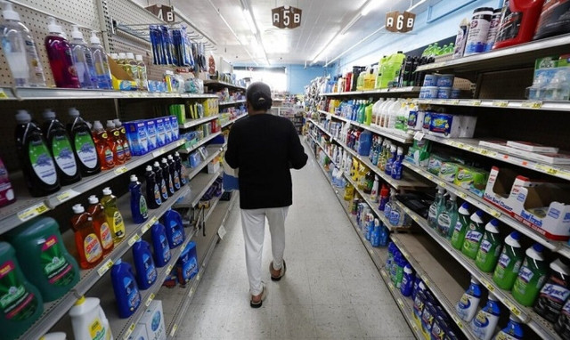 Γαλλία: Μείωση τιμών σε 2.000 προϊόντα επιδιώκει να πετύχει η κυβέρνηση με διαπραγματεύσεις