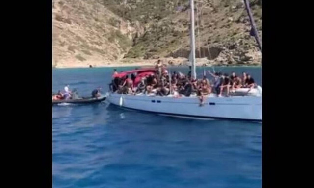 Coast Guard locates 51 undocumented migrants on Mykonos, three traffickers arrested