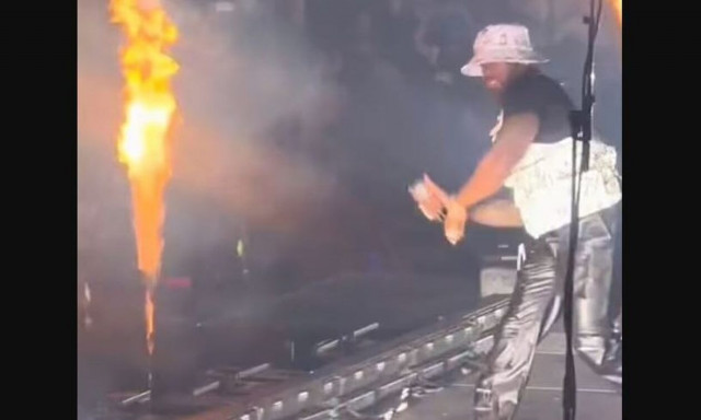 50 Cent: Εκτός εαυτού ο ράπερ - Πέταξε το μικρόφωνό του στο κοινό και χτύπησε μια γυναίκα στο κεφάλι