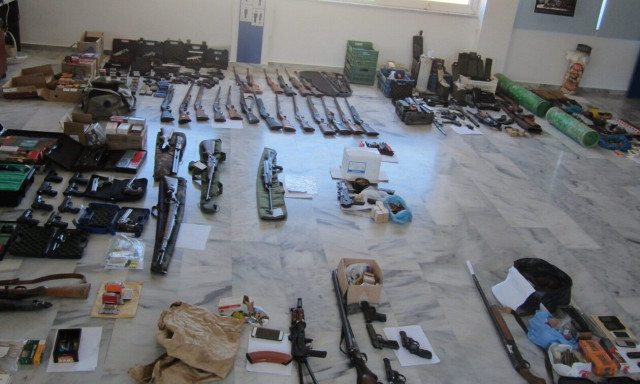 400 με 500 αιτήσεις στο κέντρο της Αθήνας για… σιδερικά