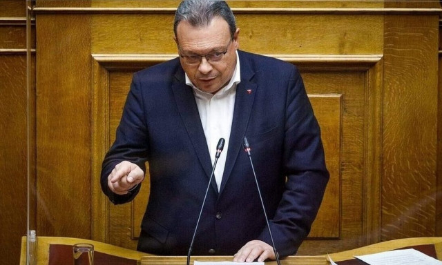 Φάμελλος σε Μητσοτάκη για φωτιές: «Εκθέσατε τη χώρα - Περιμένουμε και τη λογοδοσία και την ευθύνη»