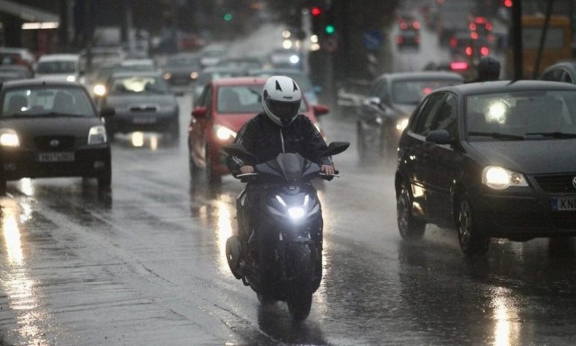 Κακοκαιρία: Σε ετοιμότητα ο κρατικός μηχανισμός υπό τον φόβο πλημμυρών - Έρχεται βροχερό τριήμερο