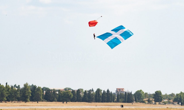 Athens Flying Week 2023: Ξεκίνησε το μεγαλύτερο αεροπορικό σόου στα Βαλκάνια - Εντυπωσιακές εικόνες