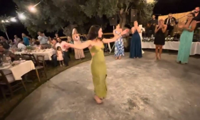 Η Κρητικιά που πήρε… πάνω της το χορό σε γαμοβάπτιση