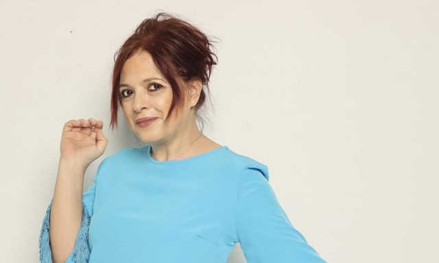 Ελένη Ράντου: «Όταν αγαπάς κάποιον με άνοια τον χάνεις όλο και περισσότερο κάθε μέρα»