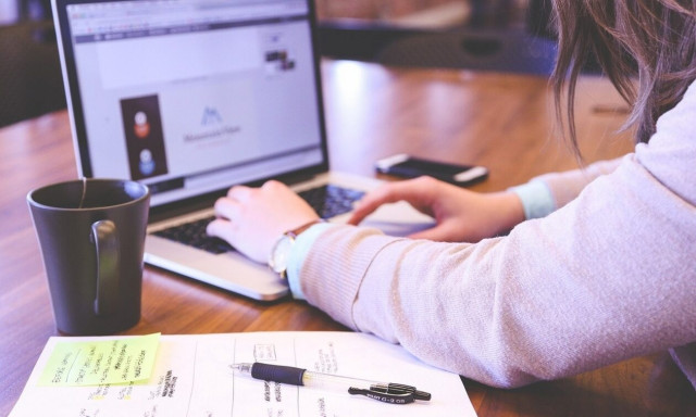 ΔΥΠΑ-HUAWEI: Από σήμερα οι αιτήσεις για το πρόγραμμα κατάρτισης σε ψηφιακές δεξιότητες