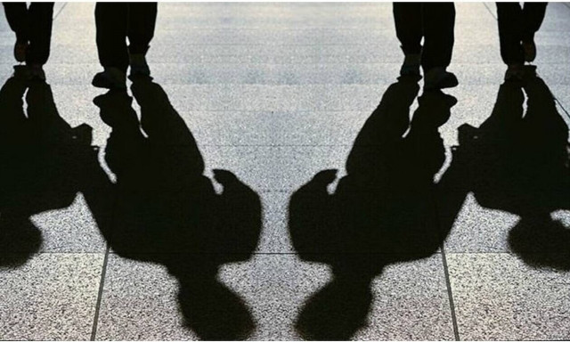 Αττική: «Μάστιγα» οι συμμορίες ανηλίκων στις γειτονιές - Σοκάρουν τα στοιχεία