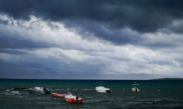 Rain, thunderstorms and drop in temperatures on Monday