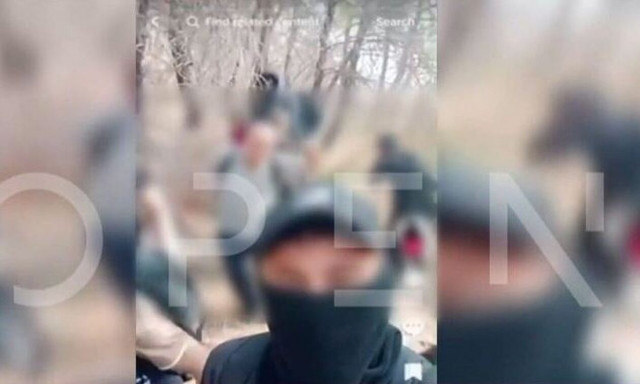 Βίντεο - ντοκουμέντο: Μέσα από τα καμένα του Έβρου διακινητές περνούν τους μετανάστες