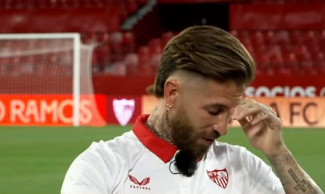 Σεβίλλη: Βούρκωσε ο Σέρχιο Ράμος στην παρουσίαση - «Άσχημη η τελευταία ανάμνηση από τον παππού μου»