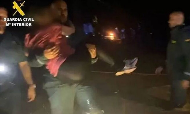 Ένα αγοράκι σώθηκε σαν απο θαύμα στην Ισπανία