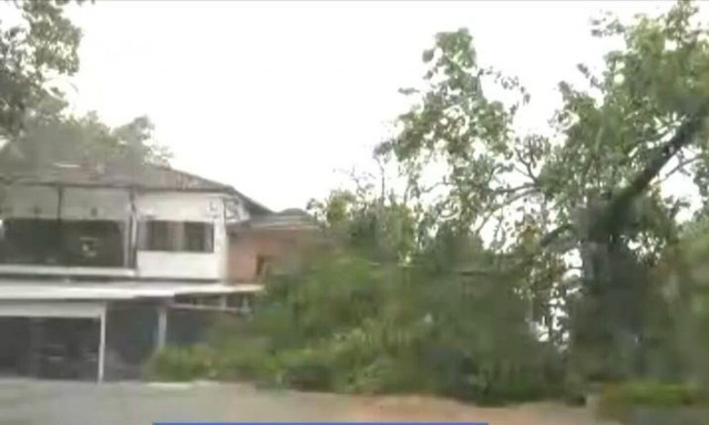 Κακοκαιρία Daniel: Συνεργείο του Alpha εγκλωβίστηκε στον Βόλο - Η ρεπόρτερ μετέδιδε live (vid)