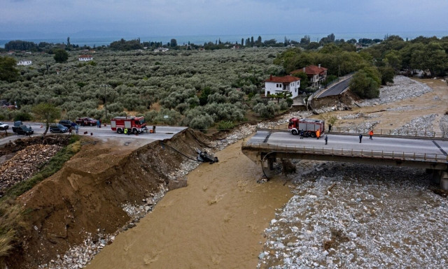 Κακοκαιρία Daniel: Εγκλωβισμένοι στην όχθη του ποταμού - Έκκληση δημάρχου Νοτίου Πηλίου