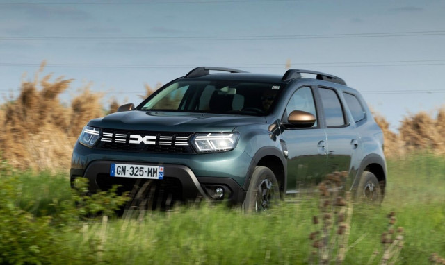 Η Dacia θέλει μερίδιο της πίτας από την Jeep