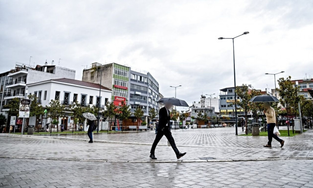 Κακοκαιρία Daniel: Το «112» ήχησε στη Λαμία – Απαγόρευση κυκλοφορίας οχημάτων