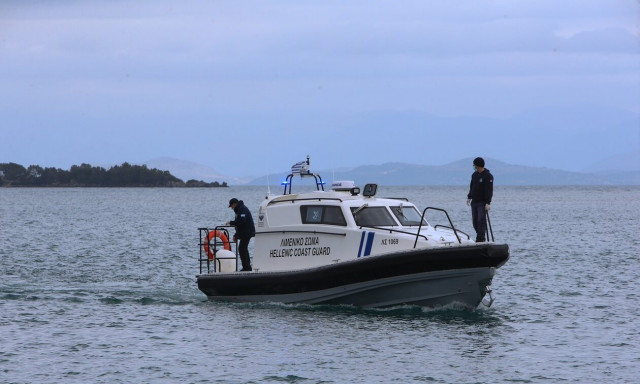 Σύγκρουση πλοίων στην Κεφαλονιά: Κατασβέστηκε η φωτιά – Μόνο υλικές ζημιές