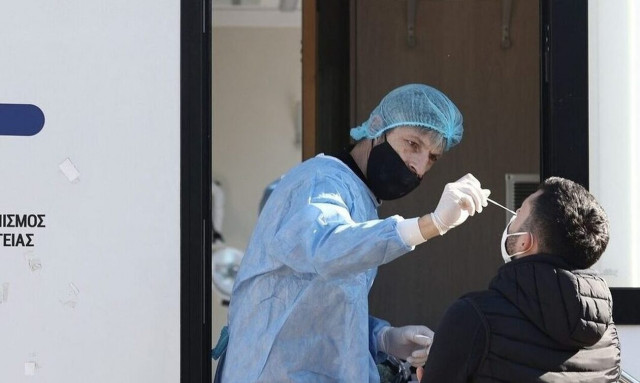 ΠΟΥ: Ανησυχούν οι ειδικοί για αύξηση κρουσμάτων κορονοϊού τον χειμώνα