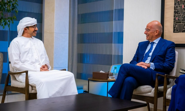 Ο Νίκος Δένδιας στα Ηνωμένα Αραβικά Εμιράτα: Εκατοντάδες Άραβες στρατιωτικοί εκπαιδεύονται στην ΕΑΒ