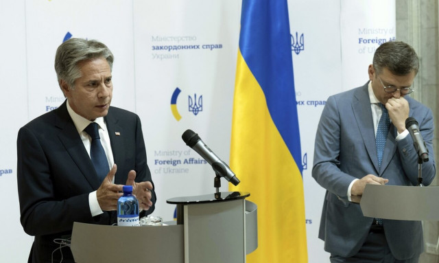 Δυναμιτίζουν τον πόλεμο οι ΗΠΑ: Στέλνουν στην Ουκρανία πυρομαχικά απεμπλουτισμένου ουρανίου