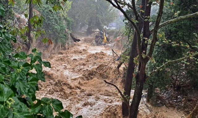 Κακοκαιρία Daniel: «Δεν βρίσκουμε κάποιους ανθρώπους στο χωριό Αγία Τριάδα» - Τι λέει κάτοικος