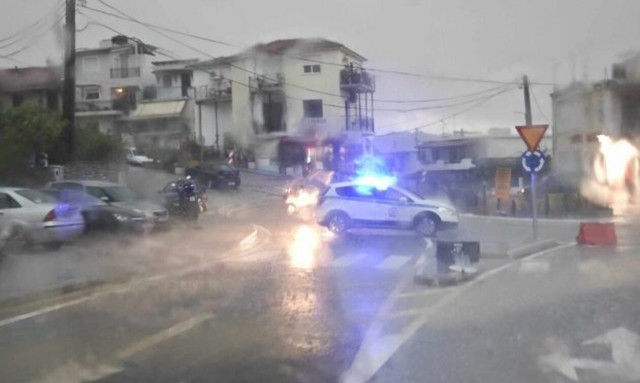 Κακοκαιρία Daniel: Ήχησε ξανά το 112 στη Σκιάθο - «Απαγορεύεται η κυκλοφορία»