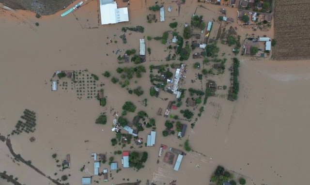 Κακοκαιρία Daniel: Κατέρρευσε η γέφυρα του Πηνειού στο Βαλομάνδρι Τρικάλων - Σοκαριστικό βίντεο