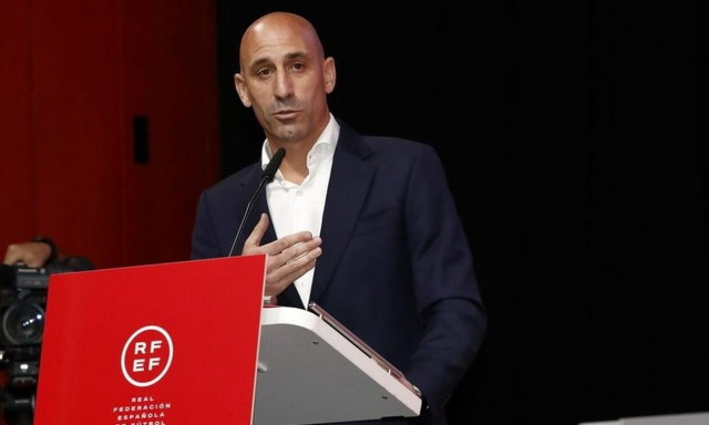 Μήνυση της εισαγγελίας της Ισπανίας κατά του Λουίς Ρουμπιάλες