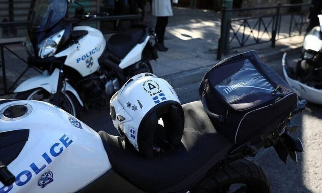 ΕΛΑΣ: Εξαρθρώθηκε εγκληματική οργάνωση που πλαστογραφούσε ταυτοποιητικά και ταξιδιωτικά έγγραφα